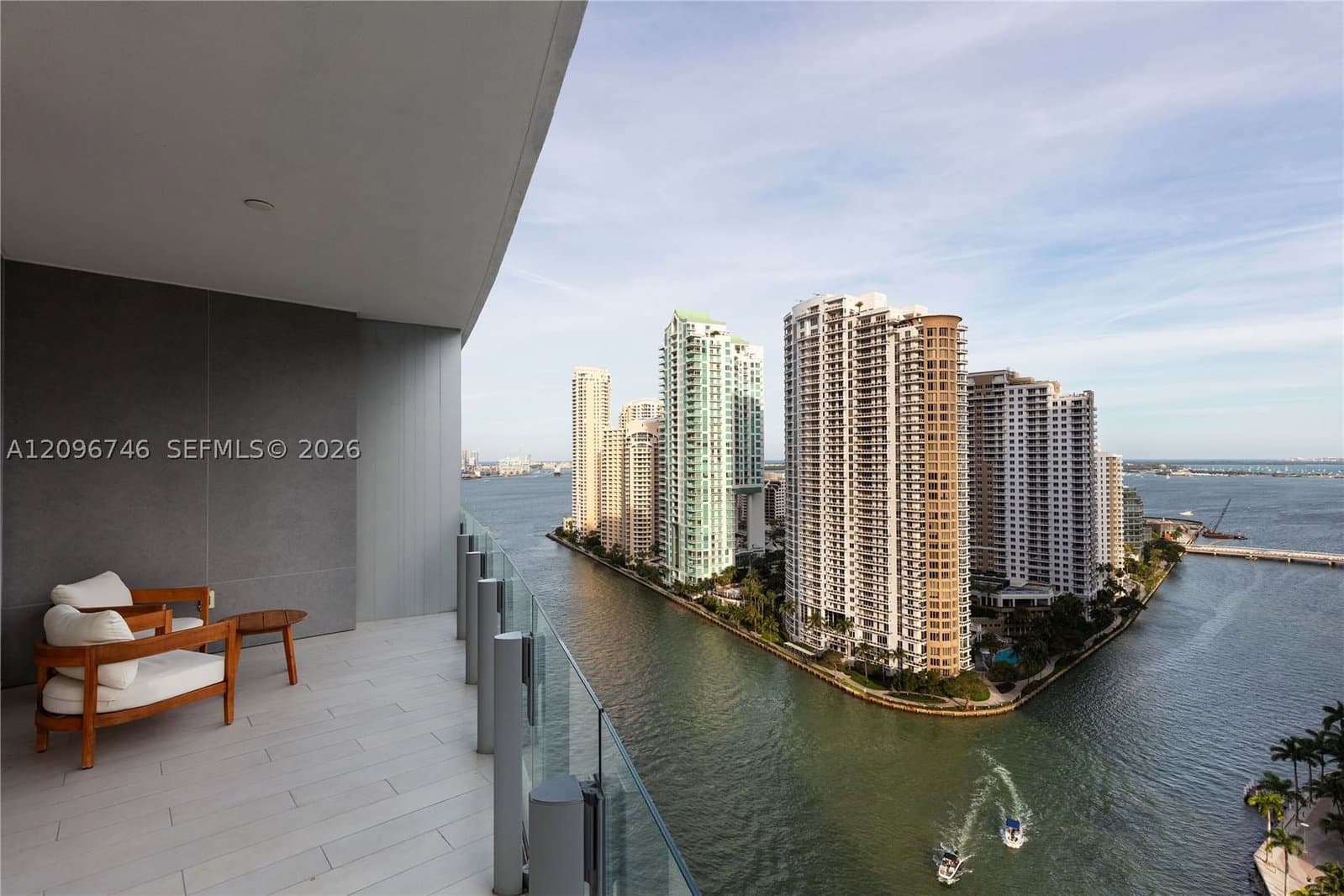 3+1 Condo — 300 Biscayne Blvd Way #2107, Miami, FL 33131