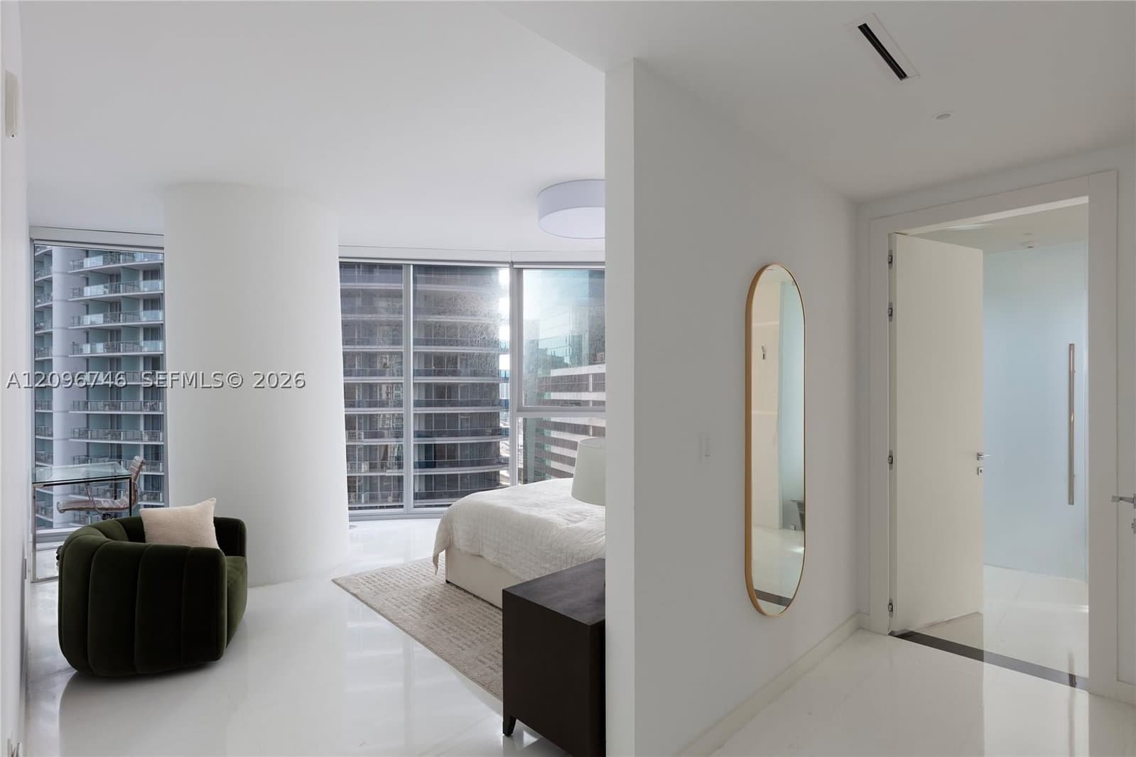 3+1 Condo — 300 Biscayne Blvd Way #2107, Miami, FL 33131