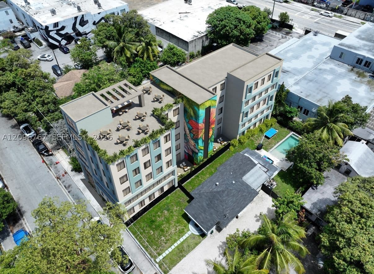Mülk — 550 30th St, Miami, FL 33127