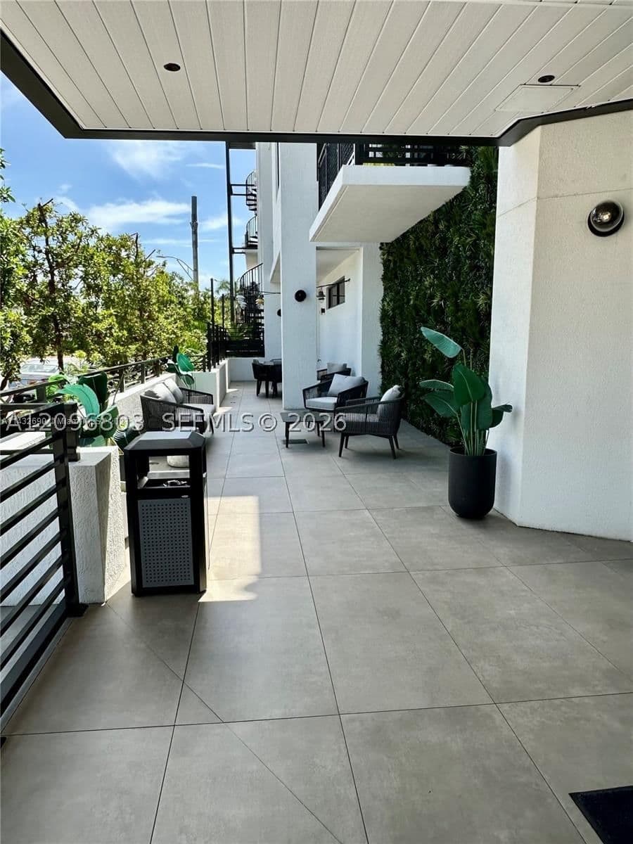 1+1 Condo — 1030 15th St #316, Miami Beach, FL 33139