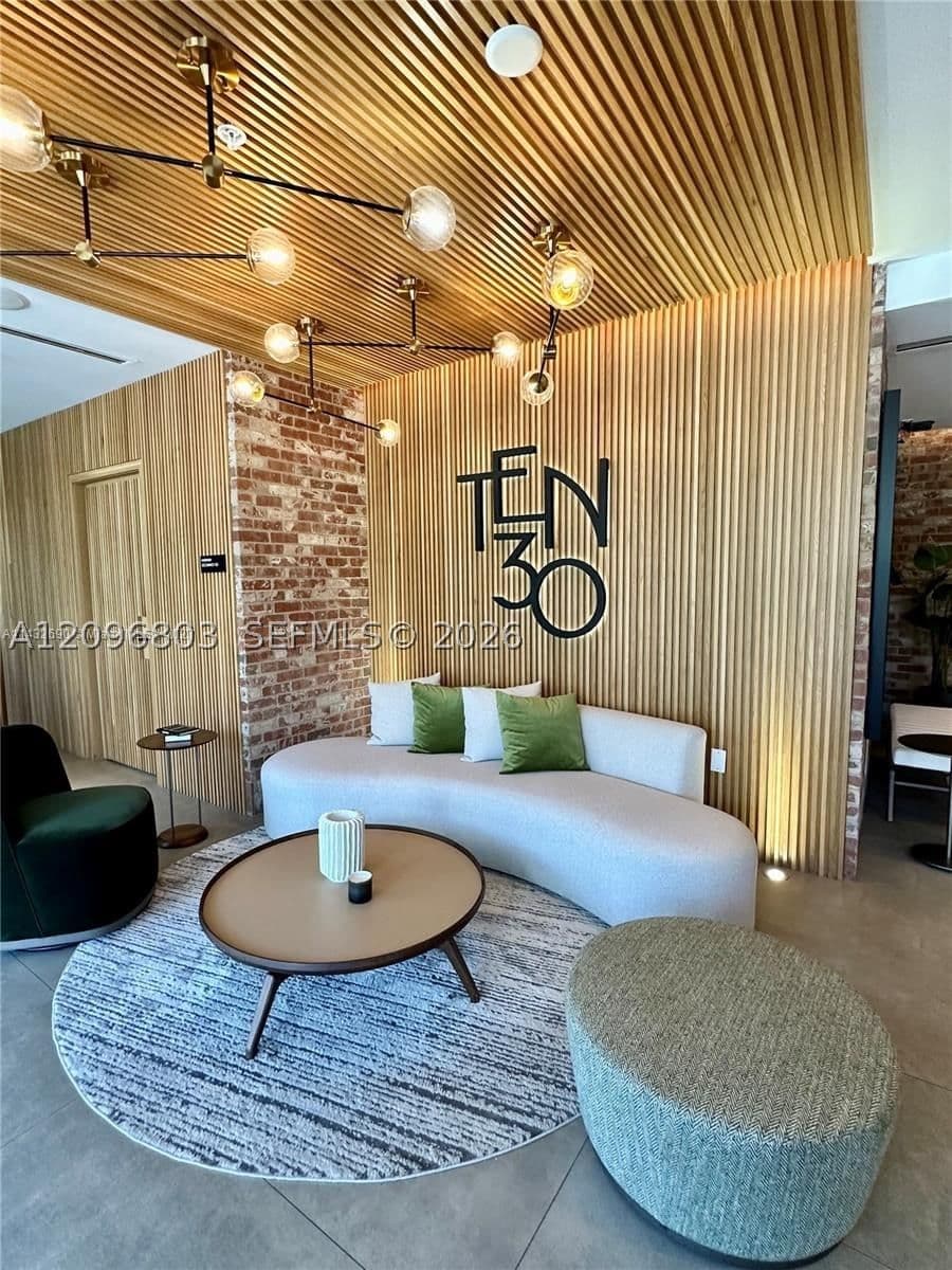 1+1 Condo — 1030 15th St #316, Miami Beach, FL 33139