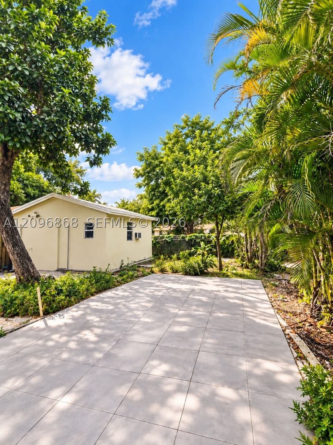 3+1 Müstakil ev — 4508 1st Ave, Miami, FL 33127