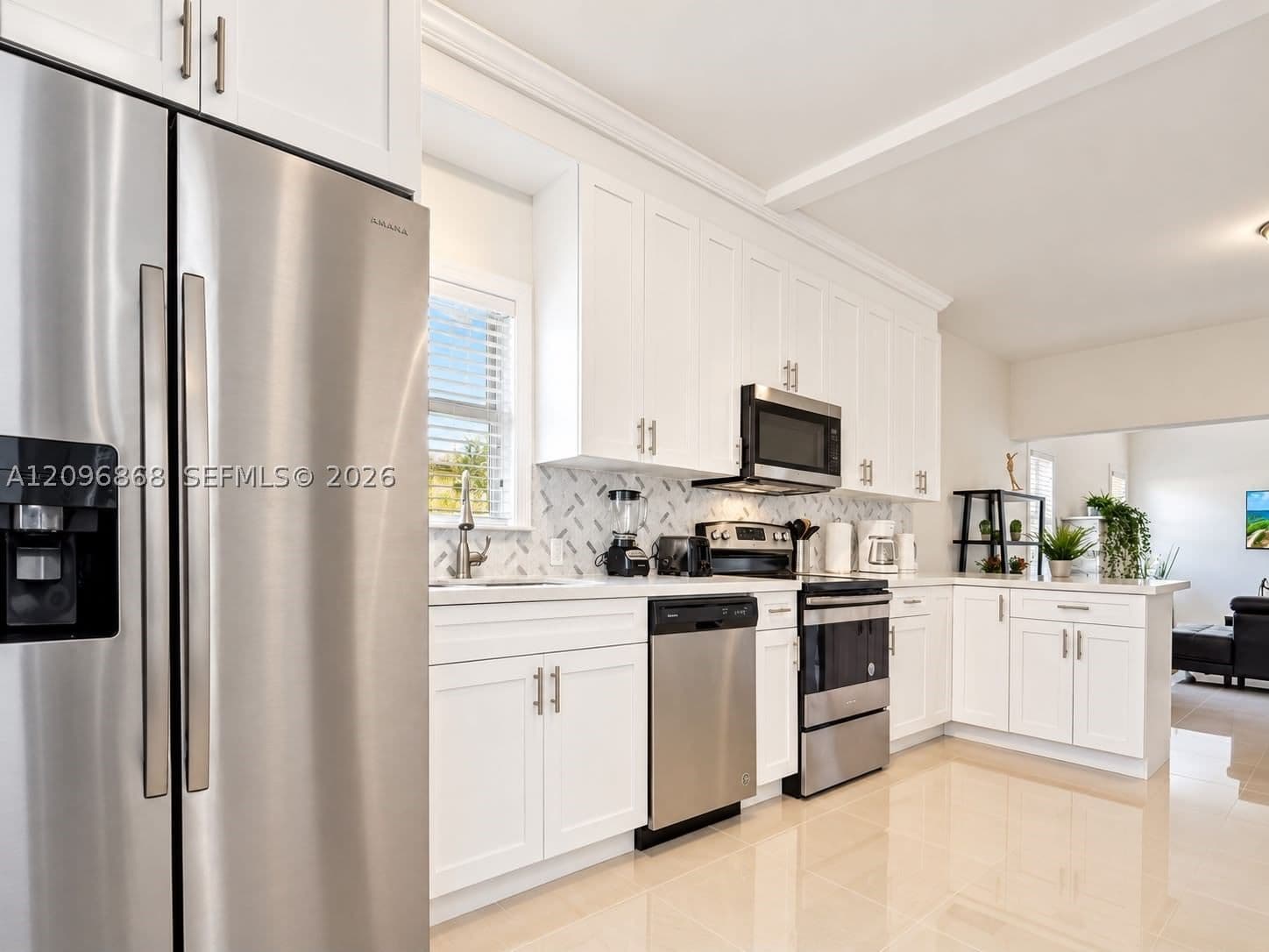 3+1 Müstakil ev — 4508 1st Ave, Miami, FL 33127