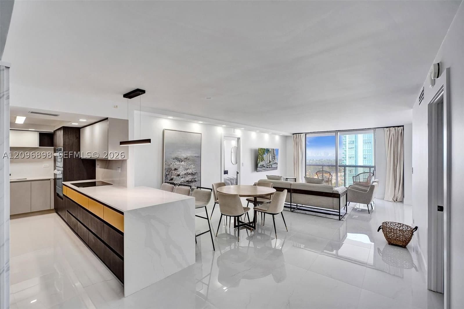 3+1 Condo — 6039 Collins Ave #1736, Miami Beach, FL 33140