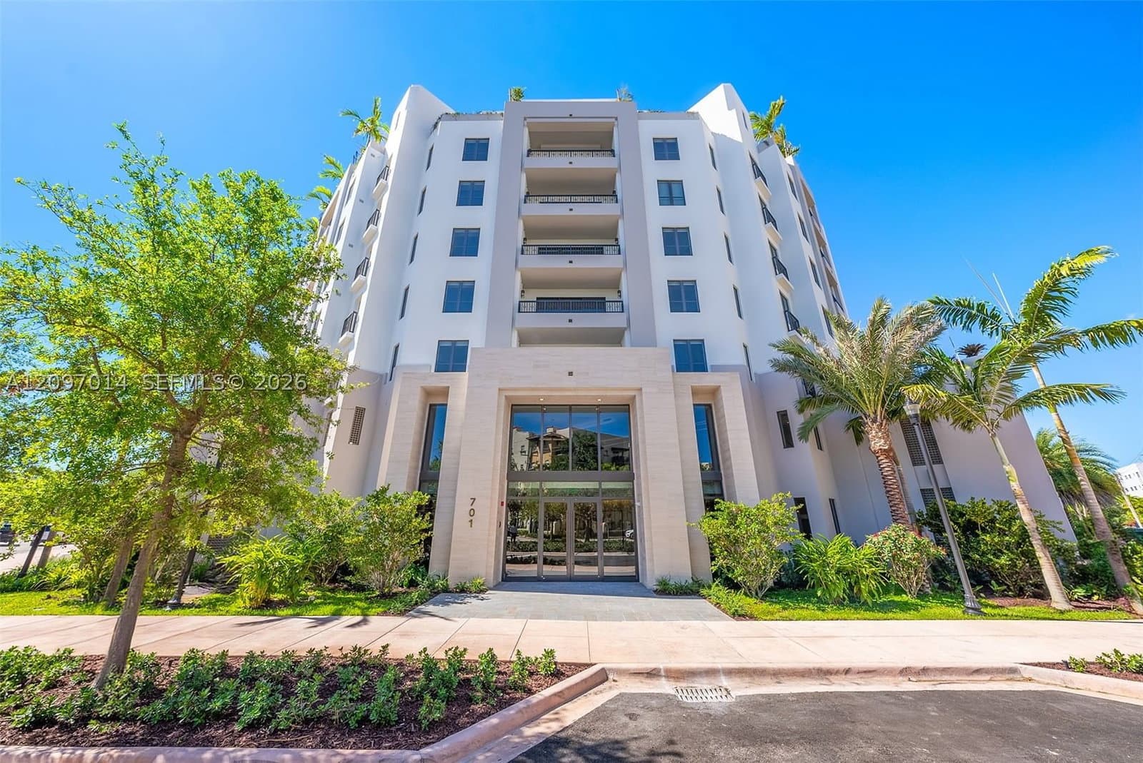2+1 Daire — 701 Valencia Ave #301, Coral Gables, FL 33134