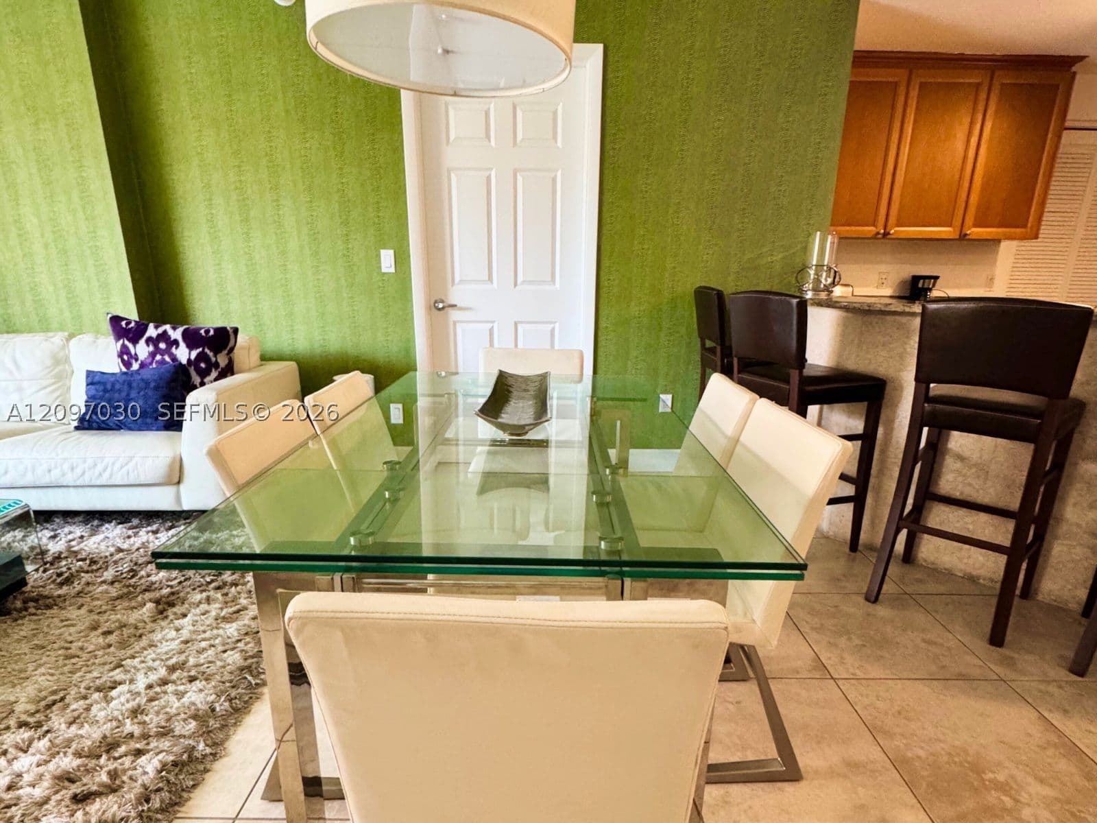 55 MERRICK CONDO — ilan fotoğrafı
