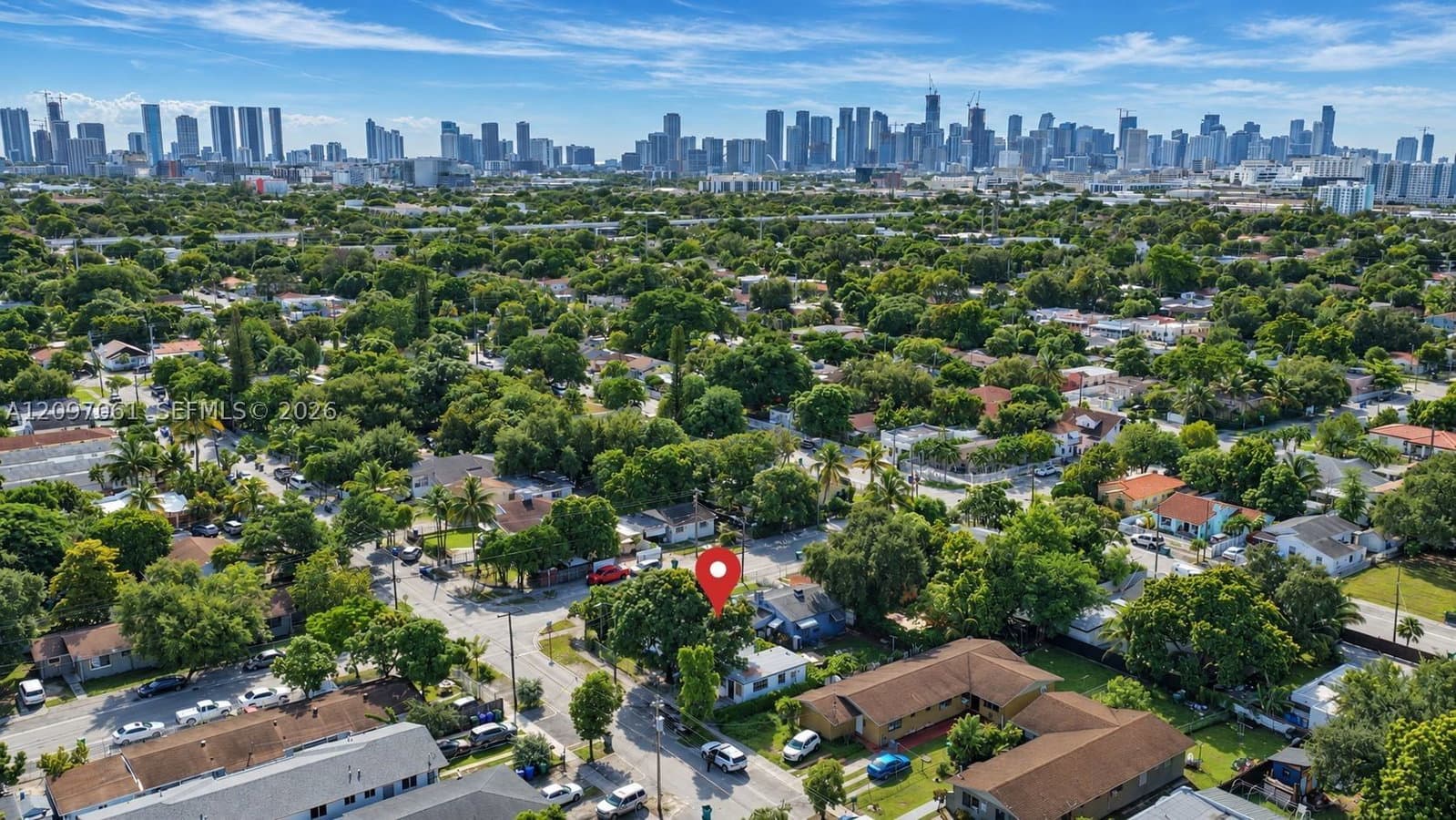 Dubleks — 3330 15th Ave, Miami, FL 33142