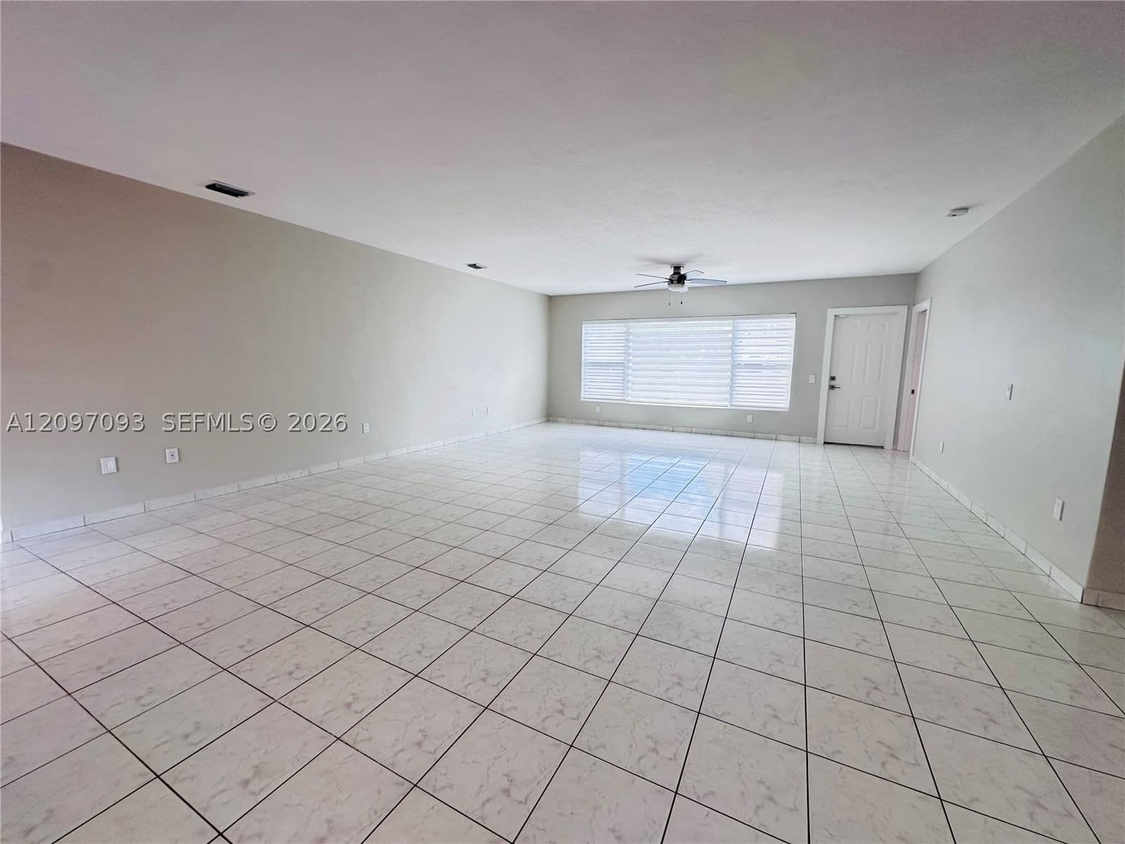 2+1 Müstakil ev — 1602 Micanopy Ave, Miami, FL 33133