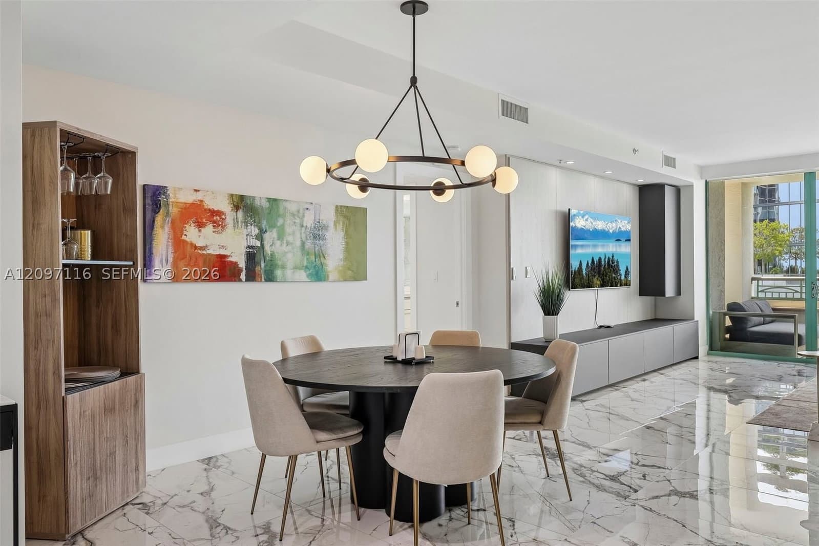 2-bedroom Condo — 3400 27th Ave #605, Miami, FL 33133