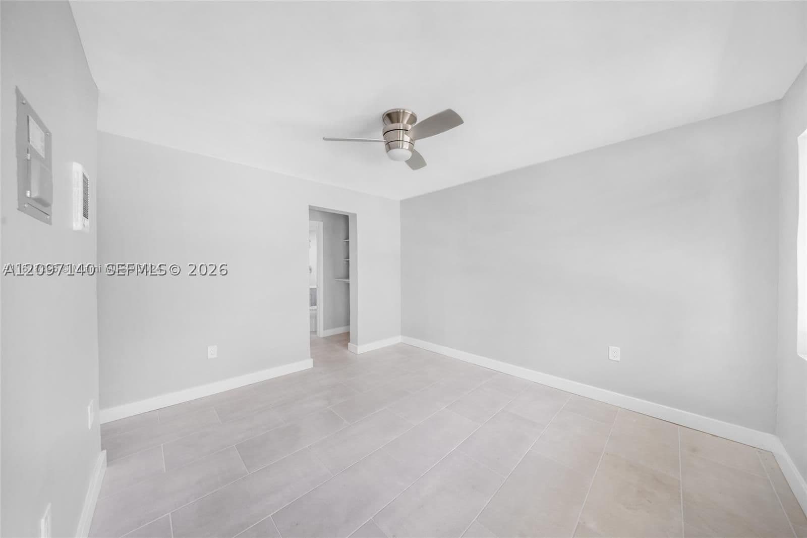 1+1 Mülk — 1140 1st Pl #2, Miami, FL 33136