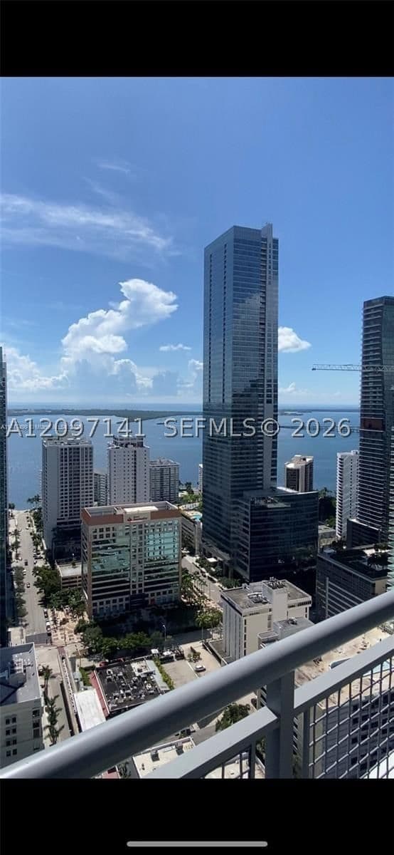 2+1 Condo — 60 13th St #3606, Miami, FL 33130