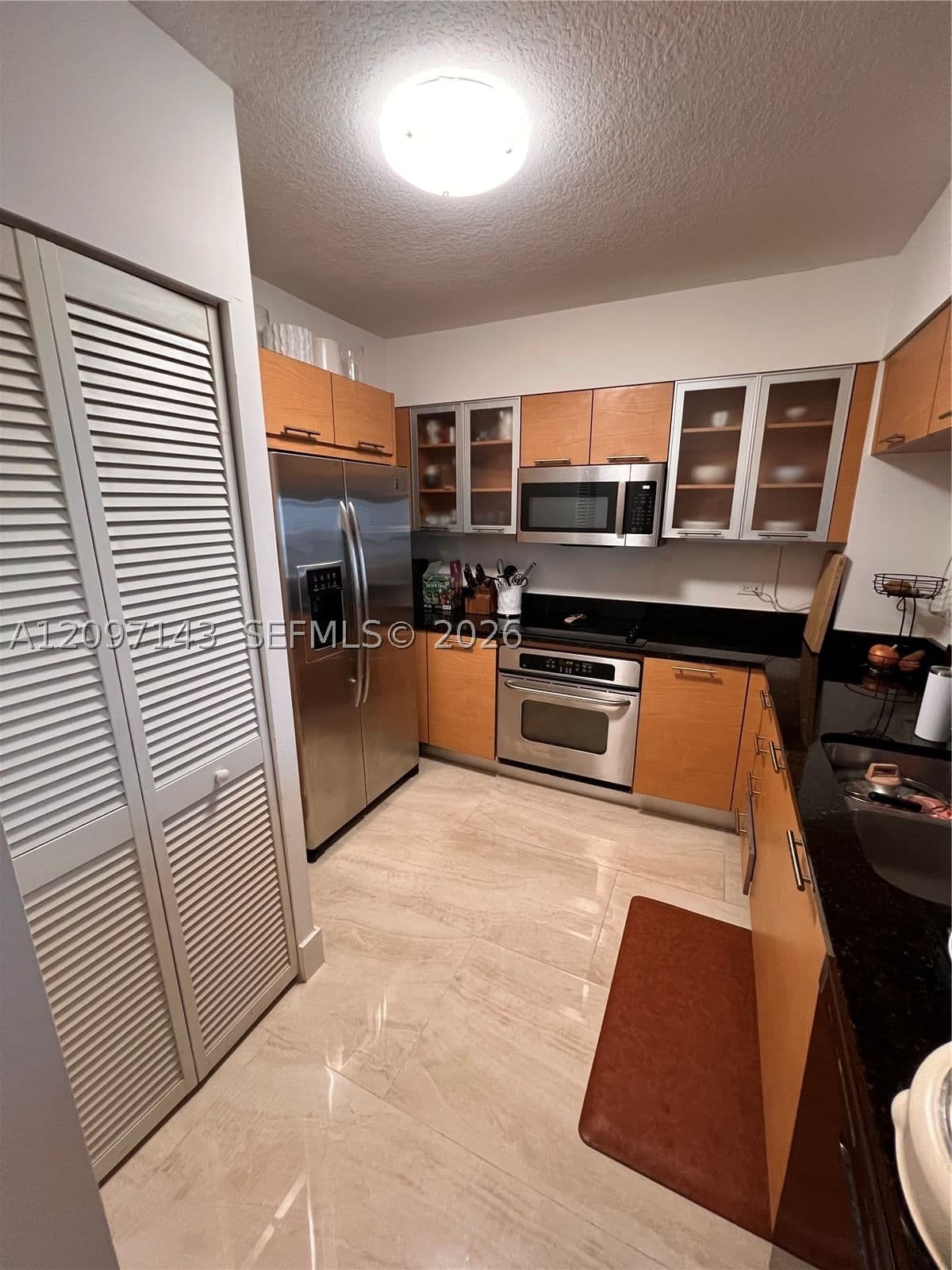 2+1 Condo — 31 5th Street #2801, Miami, FL 33131