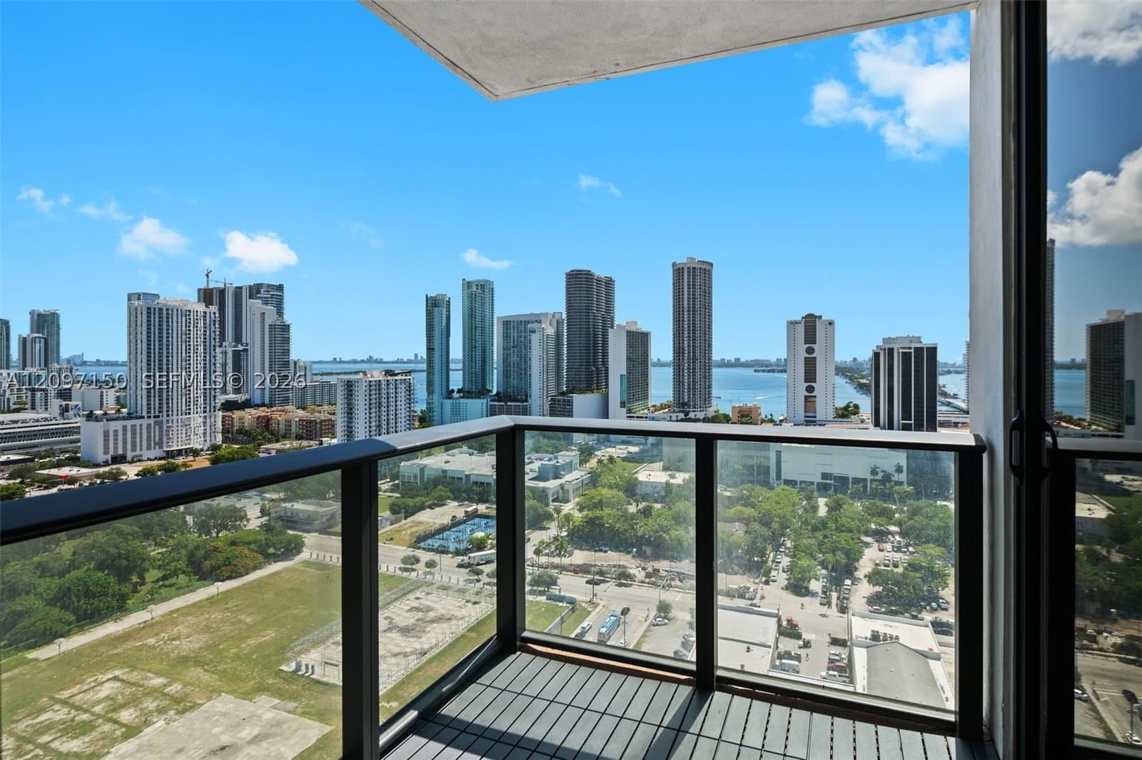 2+1 Condo — 1600 1st Ave #2420, Miami, FL 33132