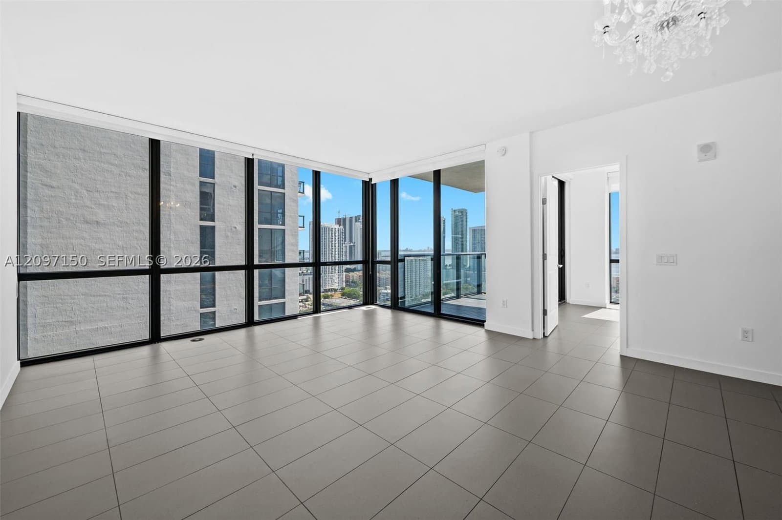 2+1 Condo — 1600 1st Ave #2420, Miami, FL 33132