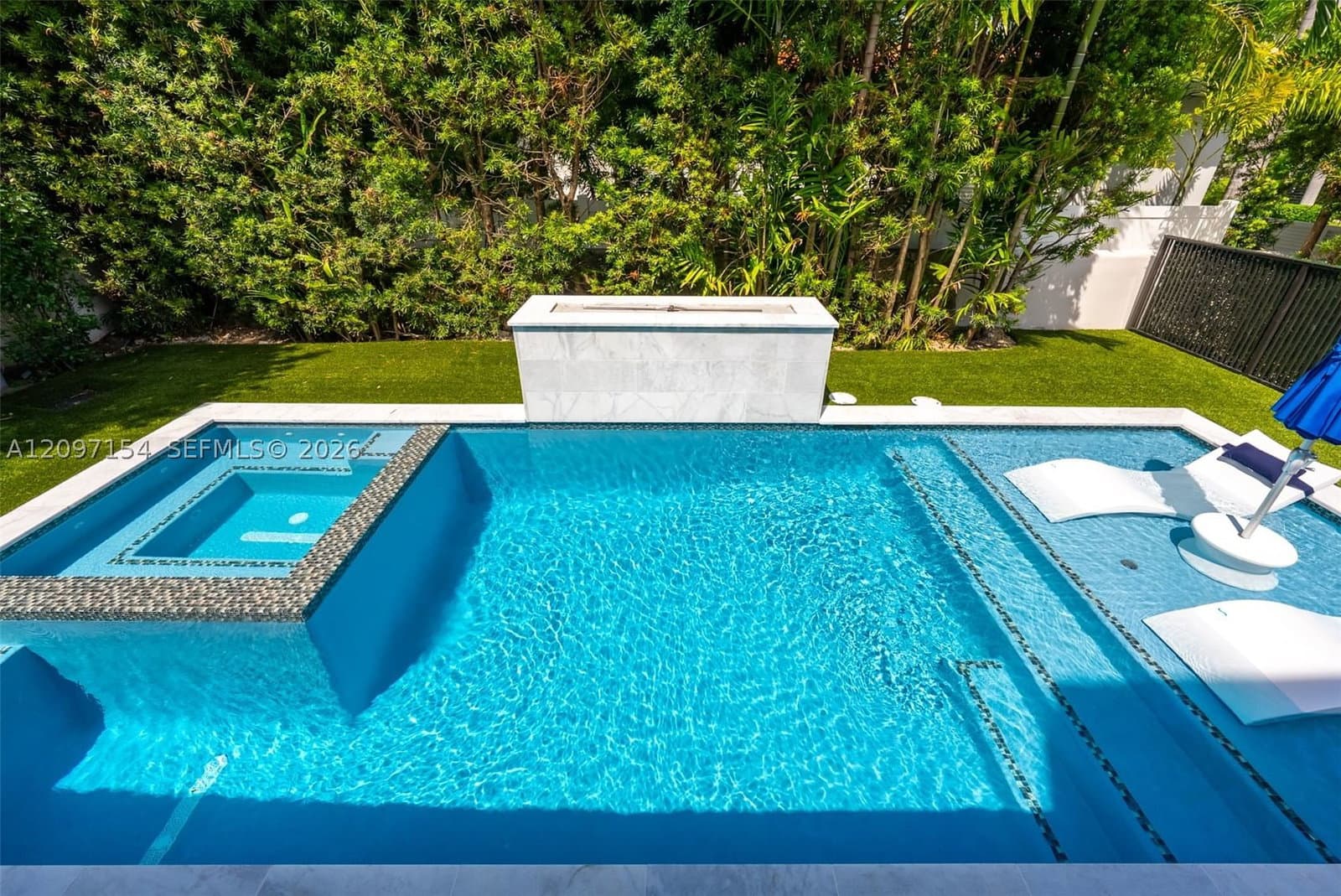 4+1 Müstakil ev — 4364 Alton Rd, Miami Beach, FL 33140