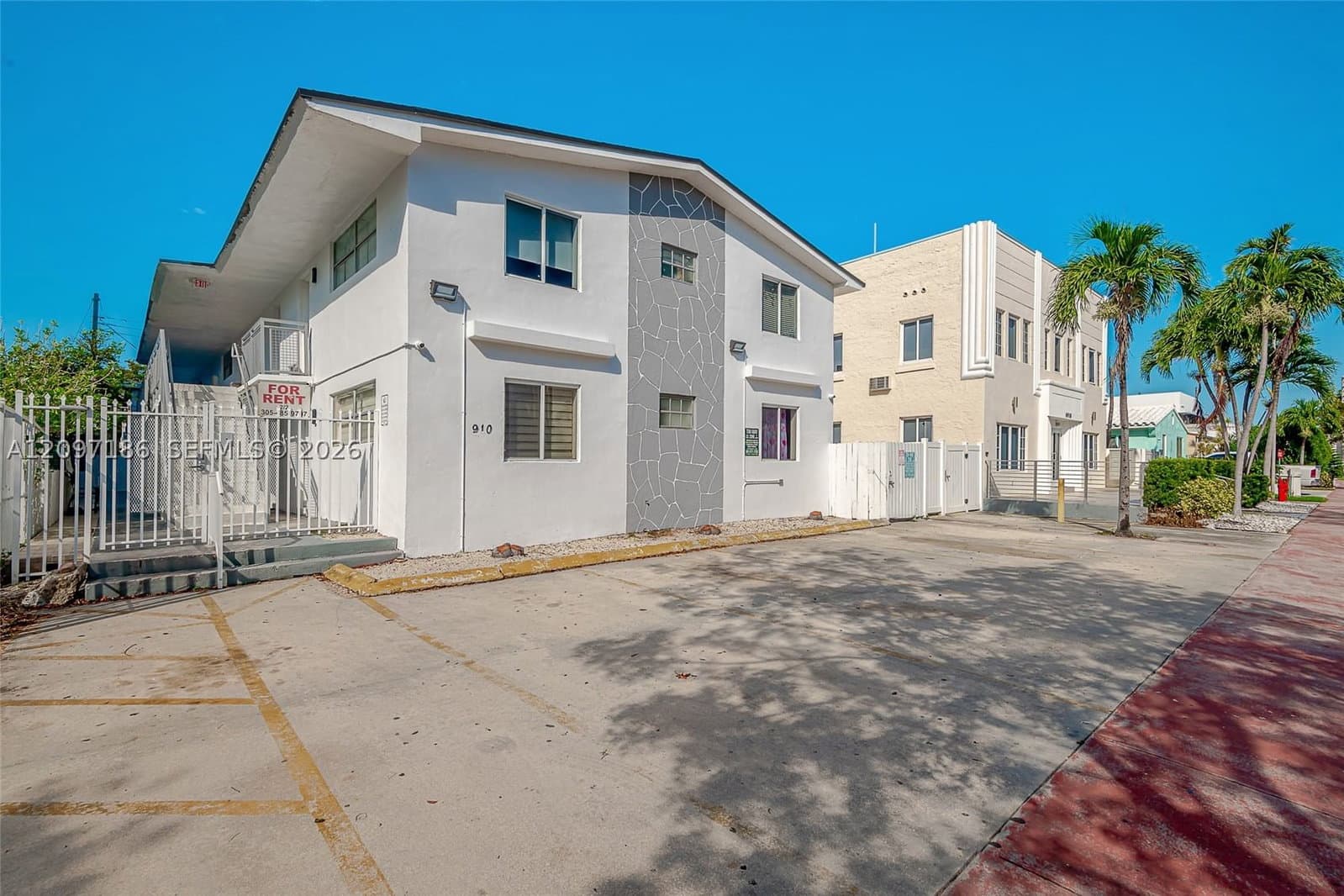 2+1 Daire — 6910 Bay Dr #6, Miami Beach, FL 33141