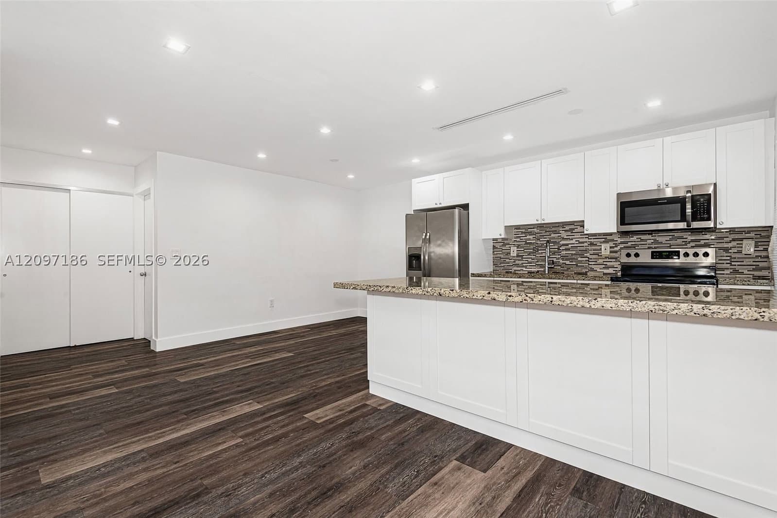 2+1 Daire — 6910 Bay Dr #6, Miami Beach, FL 33141