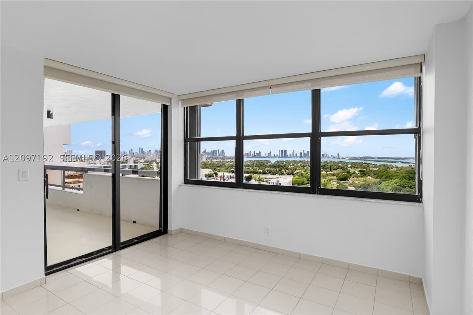 2+1 Condo — 2555 Collins Ave #2406, Miami Beach, FL 33140