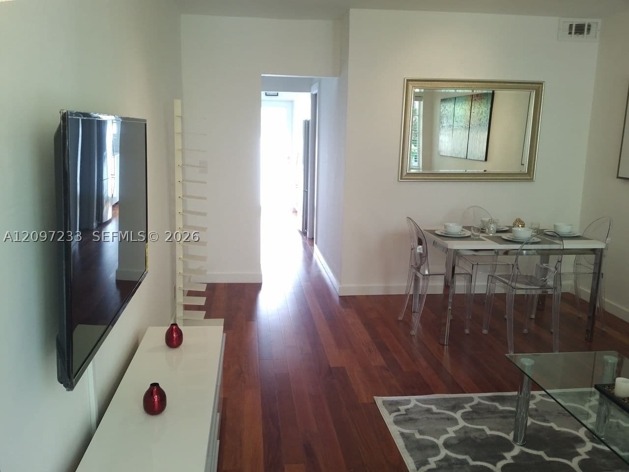 1+1 Condo — Miami Beach, FL 33139