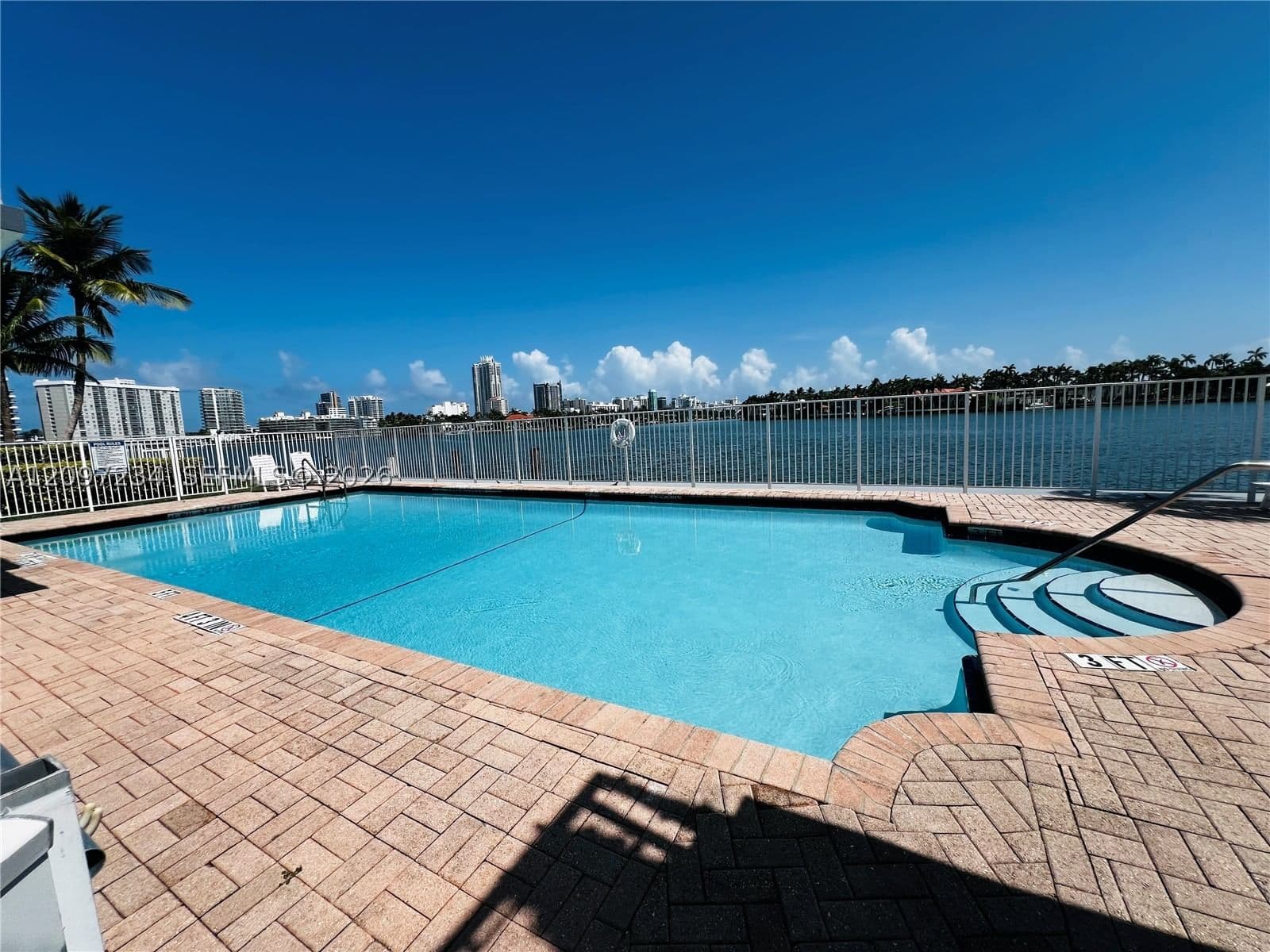 2+1 Daire — 946 Bay Dr #7, Miami Beach, FL 33141