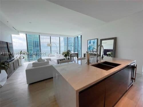 2+1 Condo — 1451 Brickell Ave #4204, Miami, FL 33131