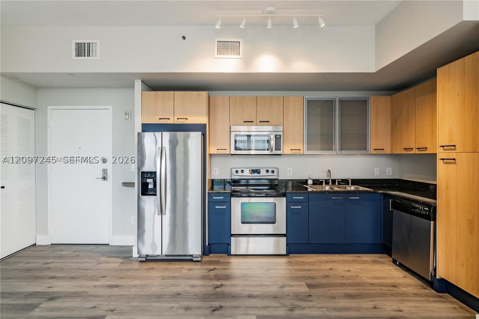 1+1 Condo — 1350 8th Ct #A1-7, Miami, FL 33136