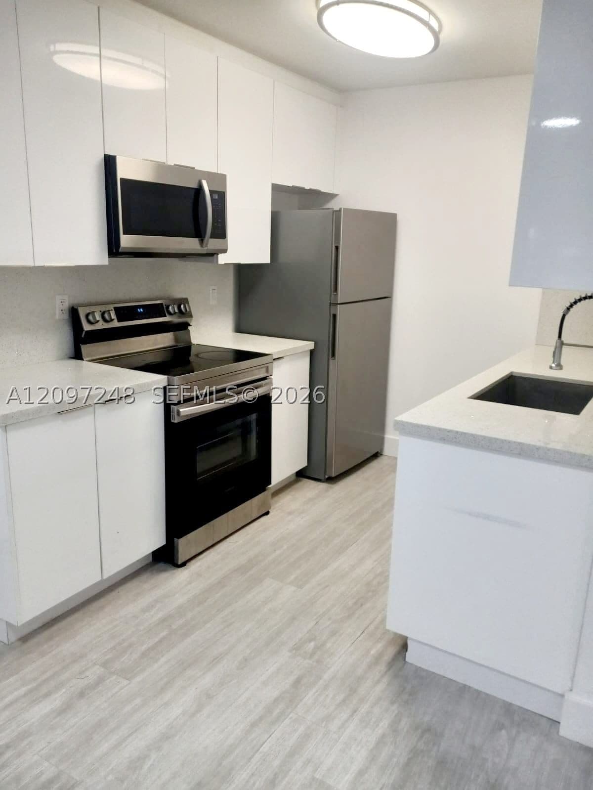 3+1 Mülk — 3118 60 St #0, Miami, FL 33142