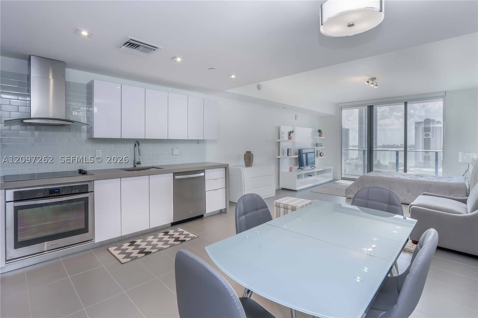 Condo — 1600 1st Ave #2003, Miami, FL 33132
