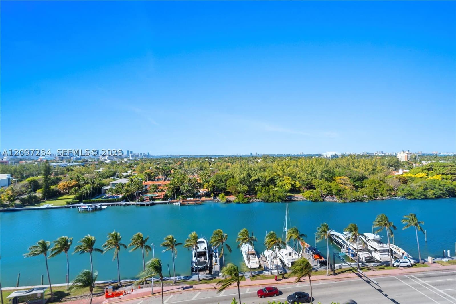 Condo — 4401 Collins Ave #1017, Miami Beach, FL 33140
