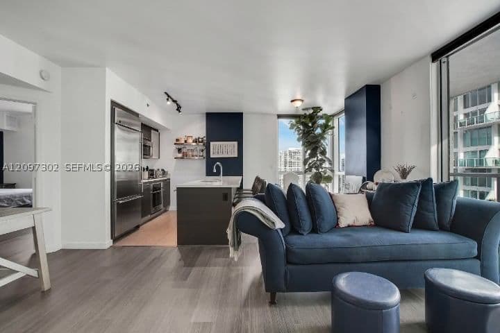 2+1 Condo — 55 6th St #3701, Miami, FL 33131