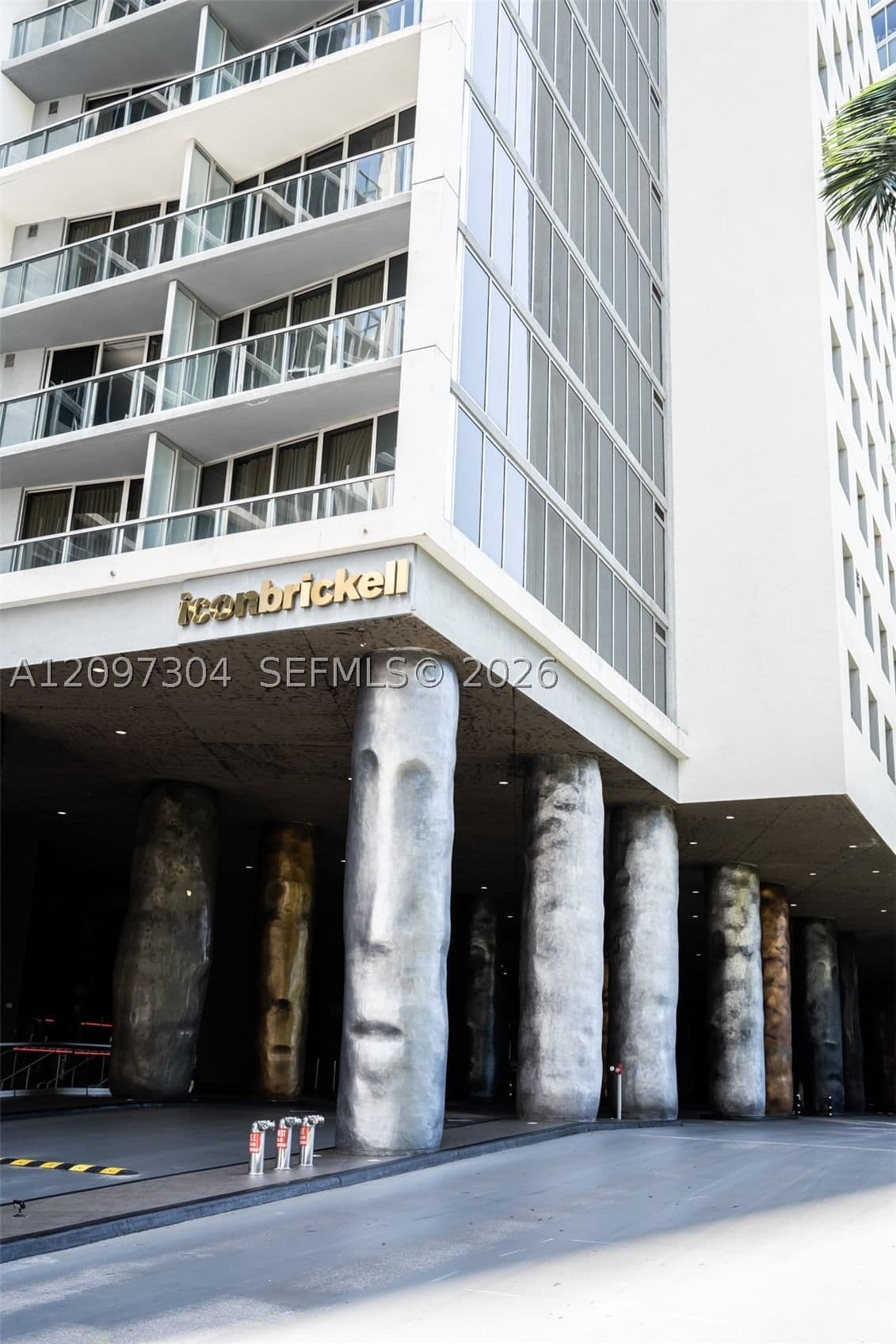 1+1 Condo — 495 Brickell Ave #4609, Miami, FL 33131