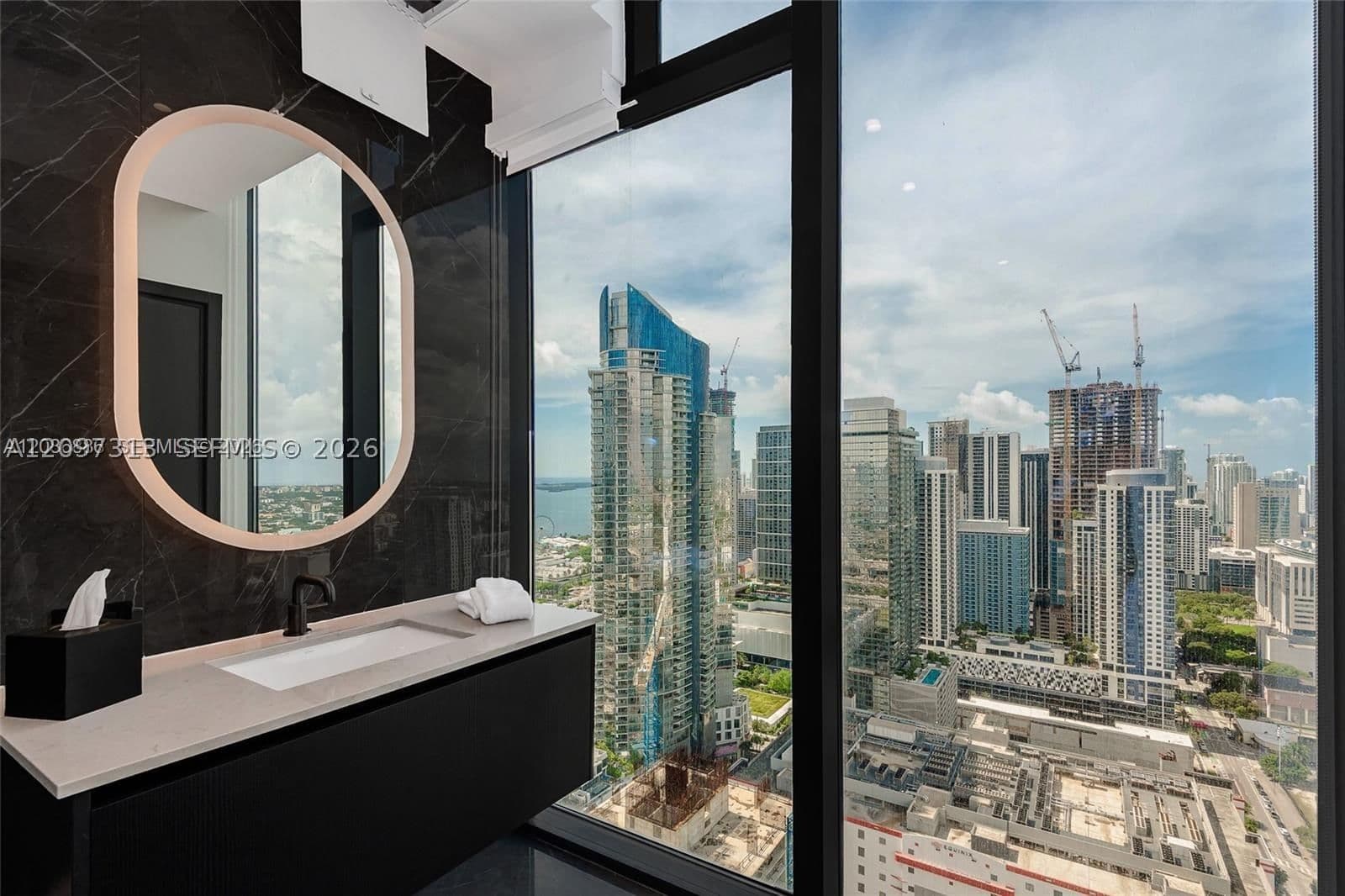 2+1 Condo — 20 11 ST #4404, Miami, FL 33132