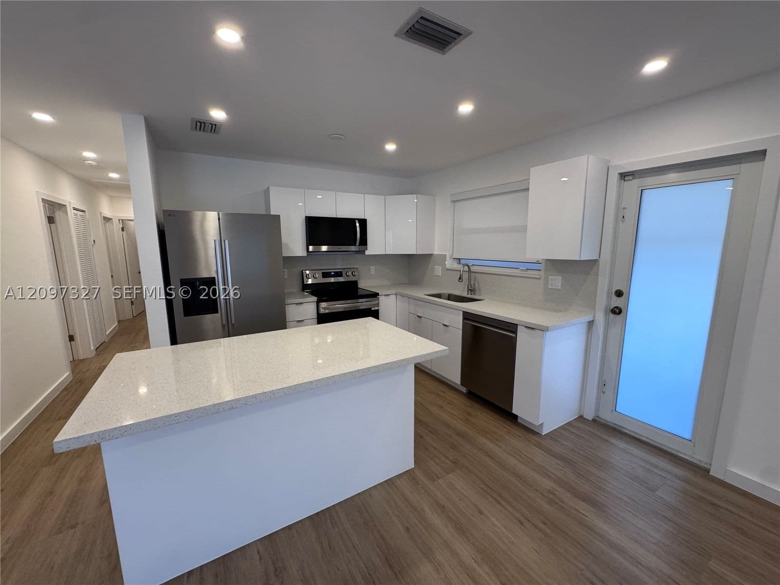 3+1 Mülk — 352 17th Rd #352, Miami, FL 33129