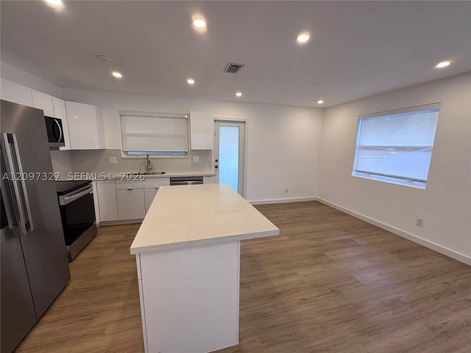 3+1 Mülk — 352 17th Rd #352, Miami, FL 33129