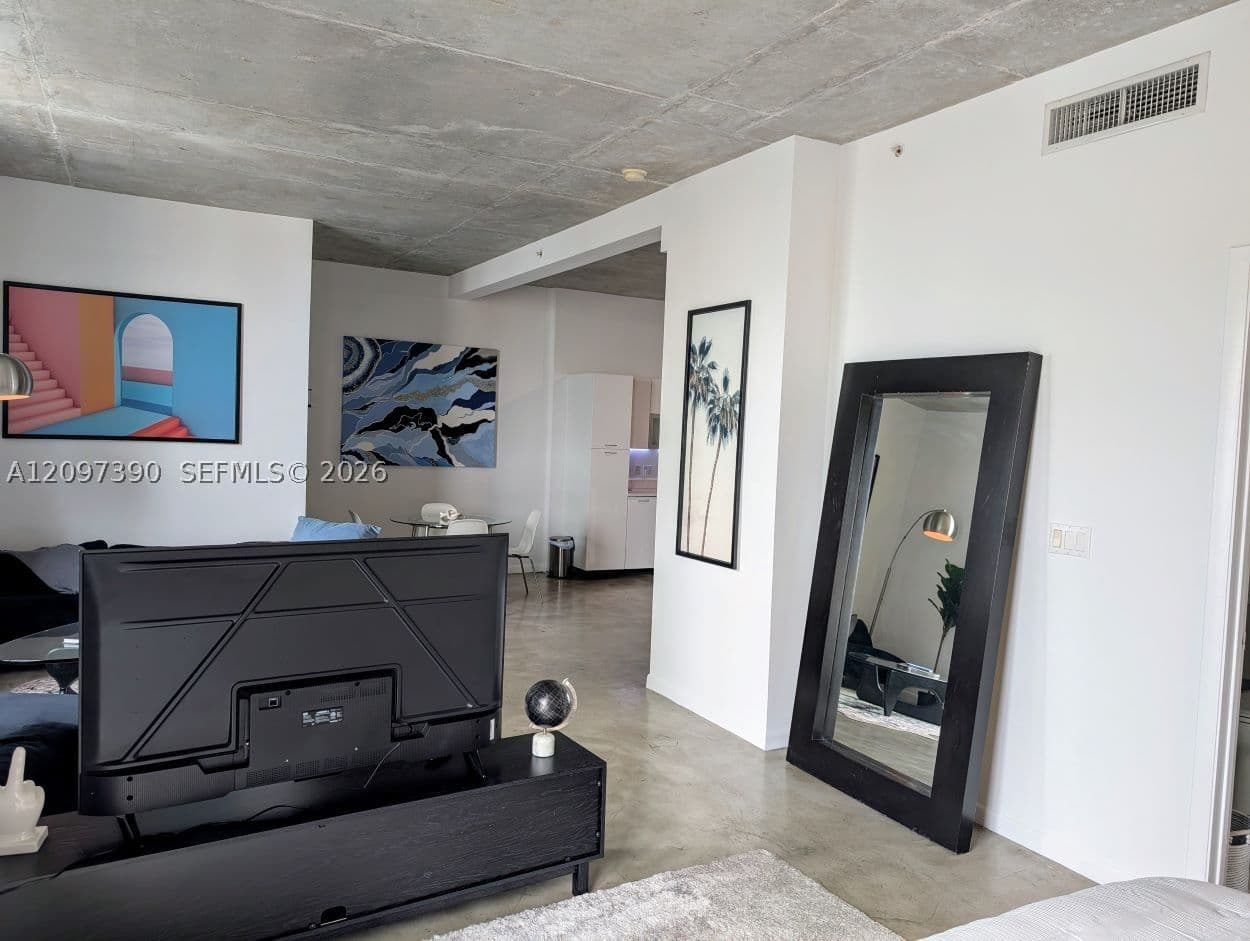 1+1 Condo — 234 3rd St #1204, Miami, FL 33132