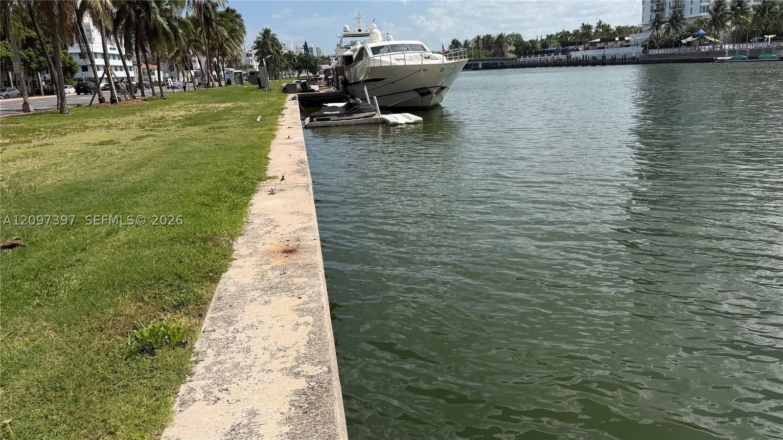 Mülk — Miami Beach, FL 33140