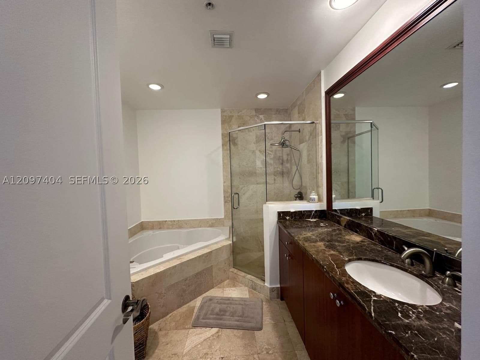1+1 Condo — 1607 Ponce De Leon Blvd #8D, Coral Gables, FL 33134