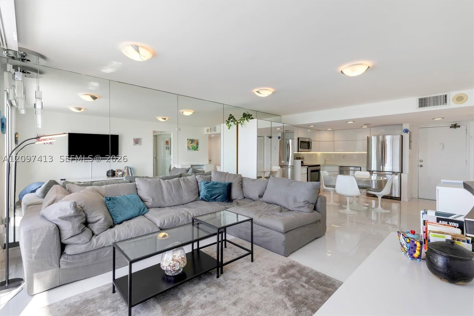 1+1 Condo — 345 Ocean Dr #1012, Miami Beach, FL 33139