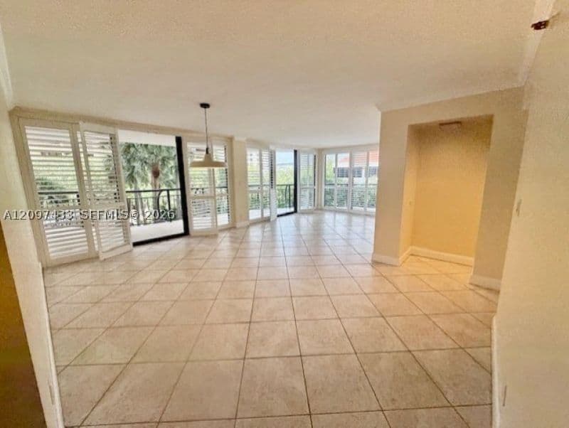 2+1 Condo — 2843 Bayshore Dr #5A, Miami, FL 33133