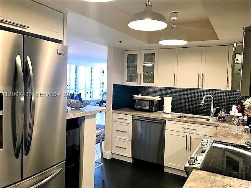 2+1 Condo — 2843 Bayshore Dr #5A, Miami, FL 33133