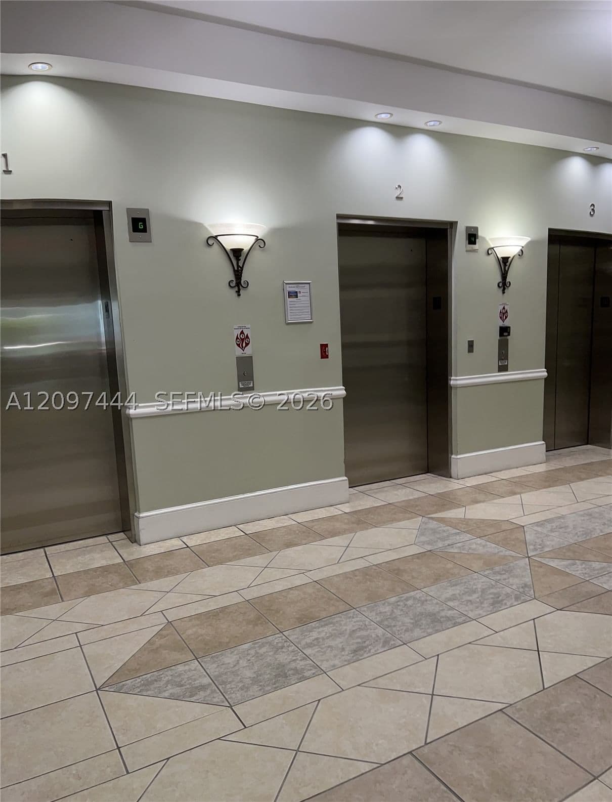 1+1 Condo — 50 Menores Ave #505, Coral Gables, FL 33134