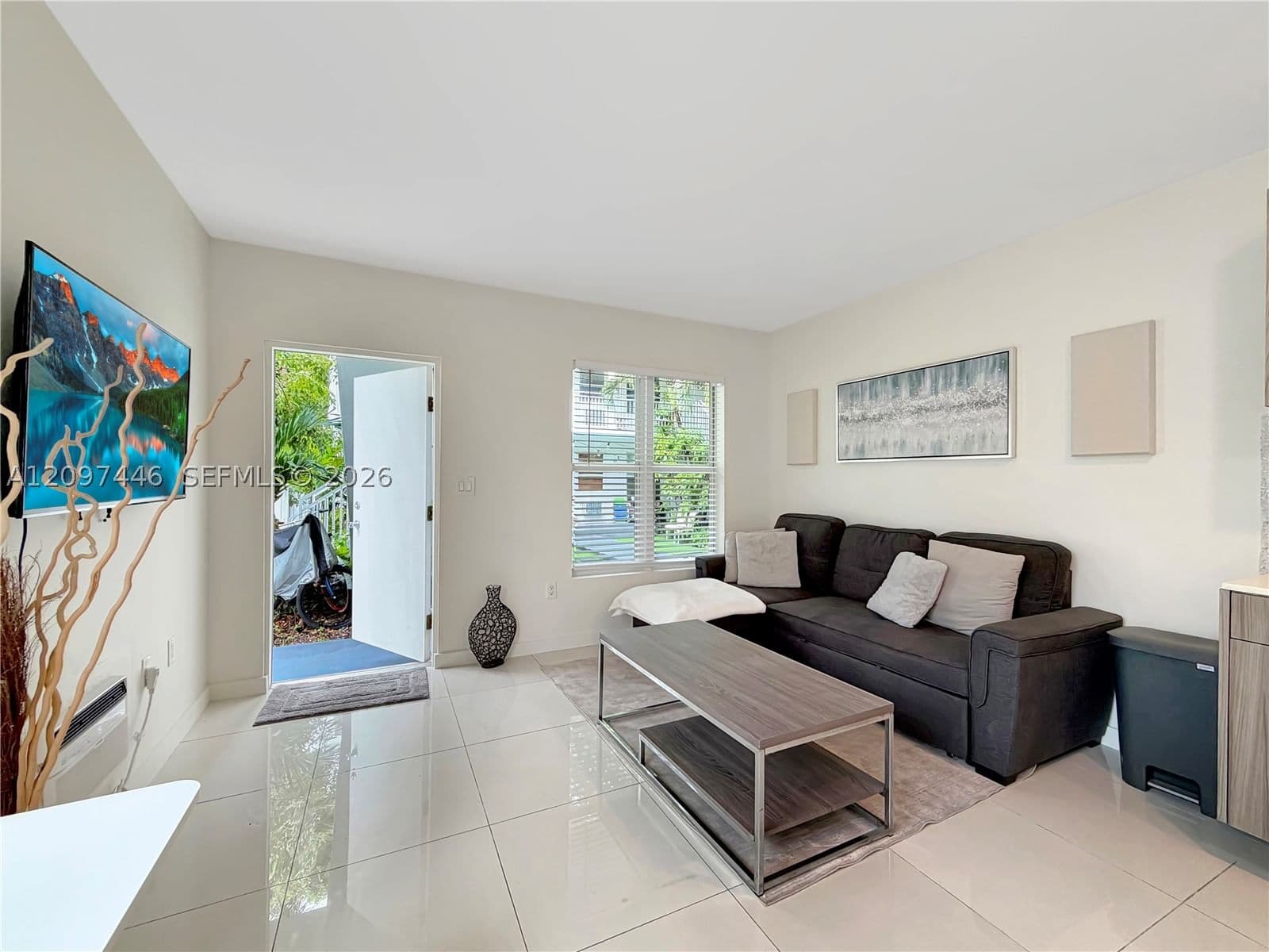 1+1 Condo — 1419 West Ave #106, Miami Beach, FL 33139