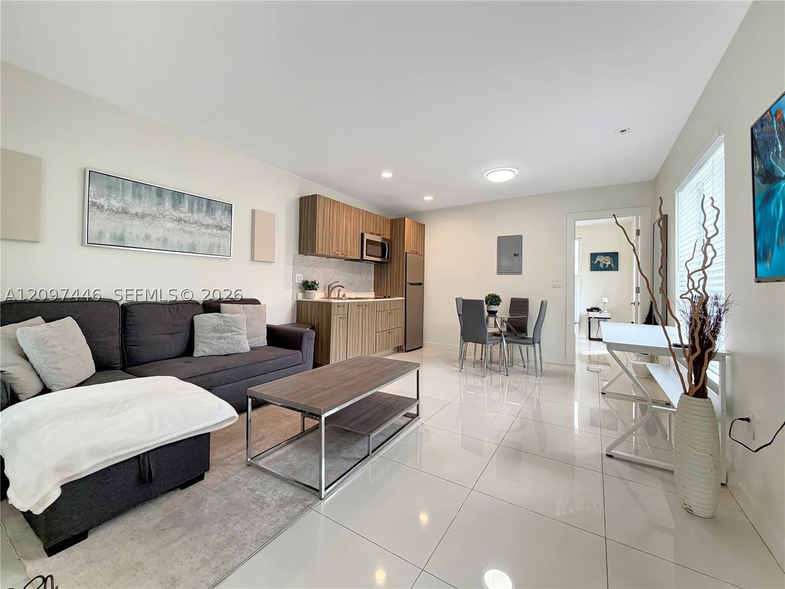 1+1 Condo — 1419 West Ave #106, Miami Beach, FL 33139