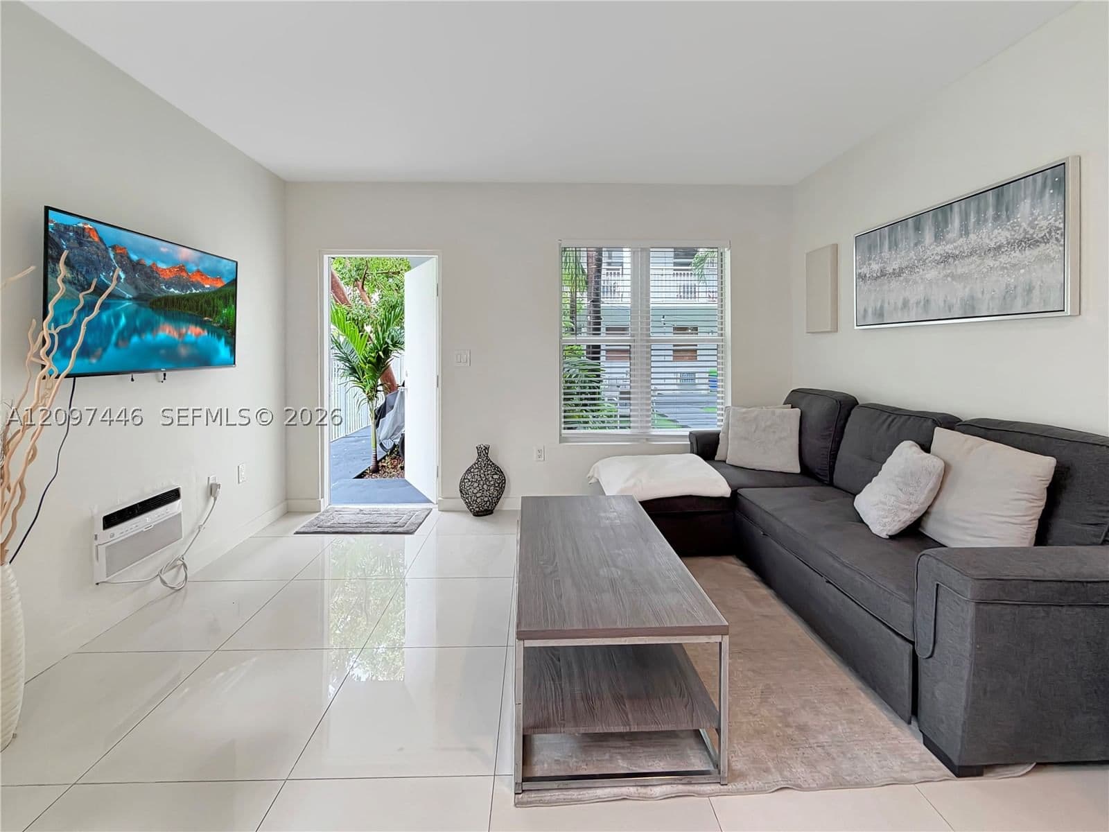 1+1 Condo — 1419 West Ave #106, Miami Beach, FL 33139