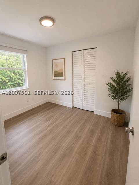 2+1 Mülk — 5537 5th Ave #B, Miami, FL 33127