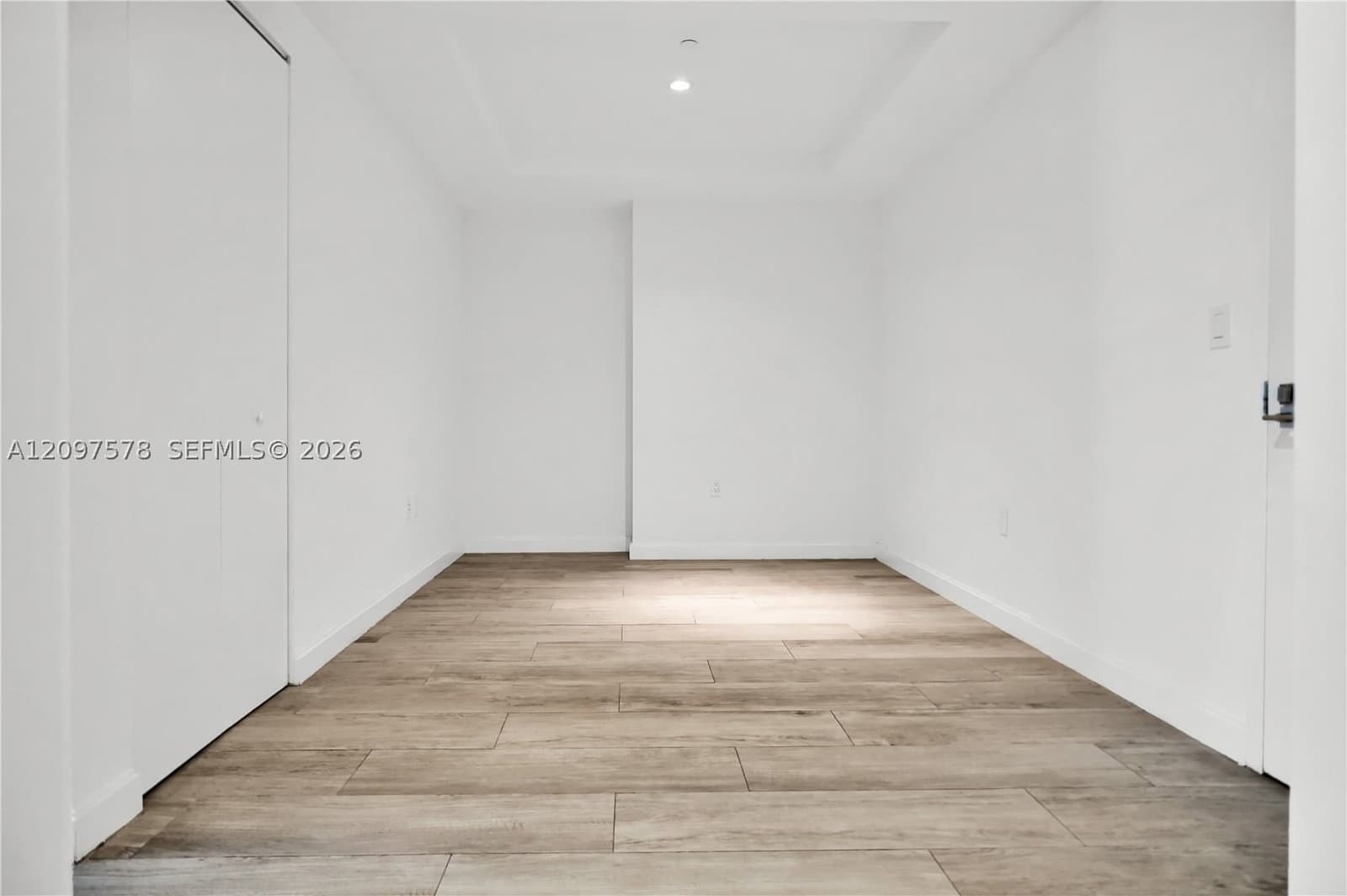 1+1 Condo — 55 9th St #3504, Miami, FL 33130