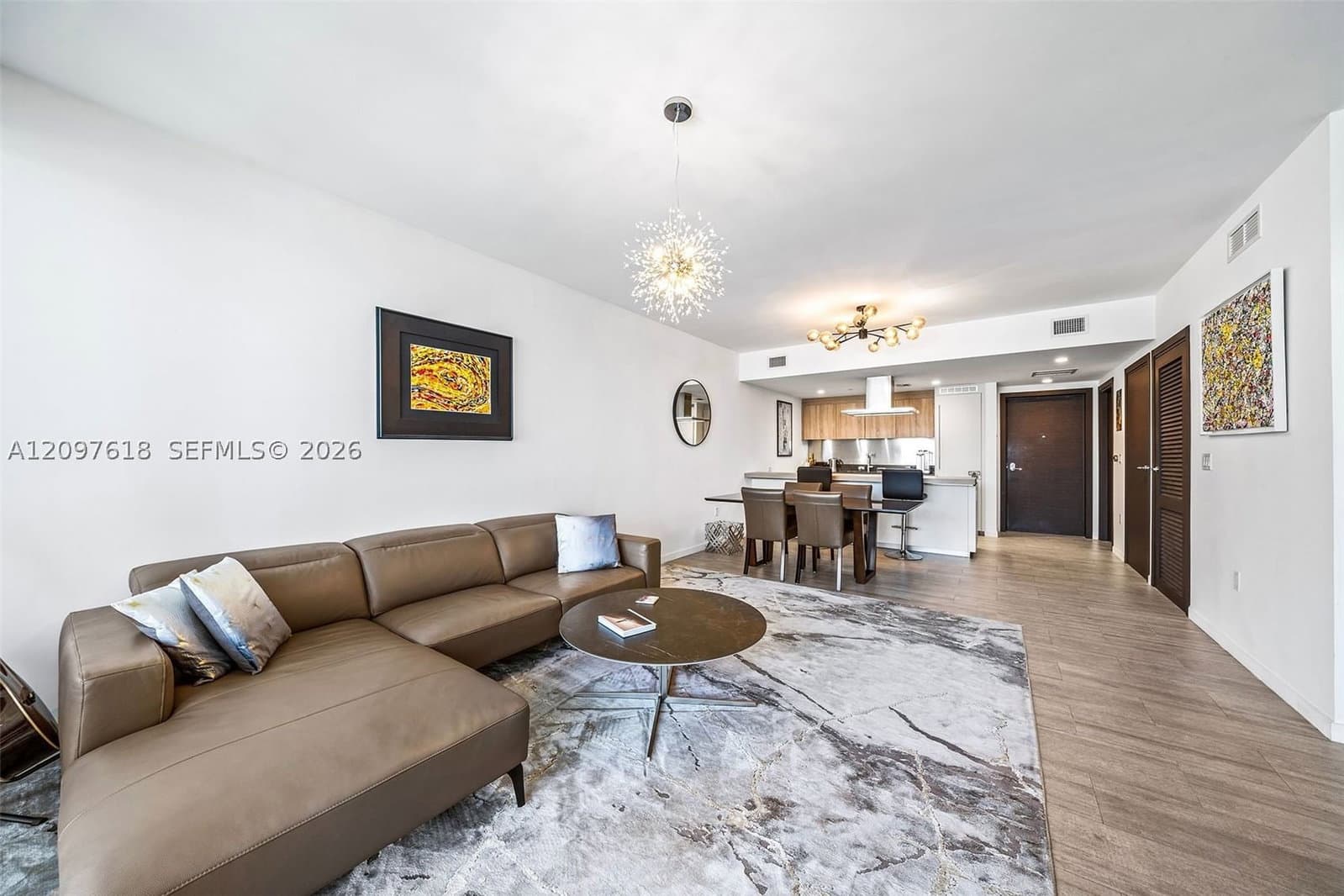 1+1 Condo — 1000 Brickell Plz #2111, Miami, FL 33131