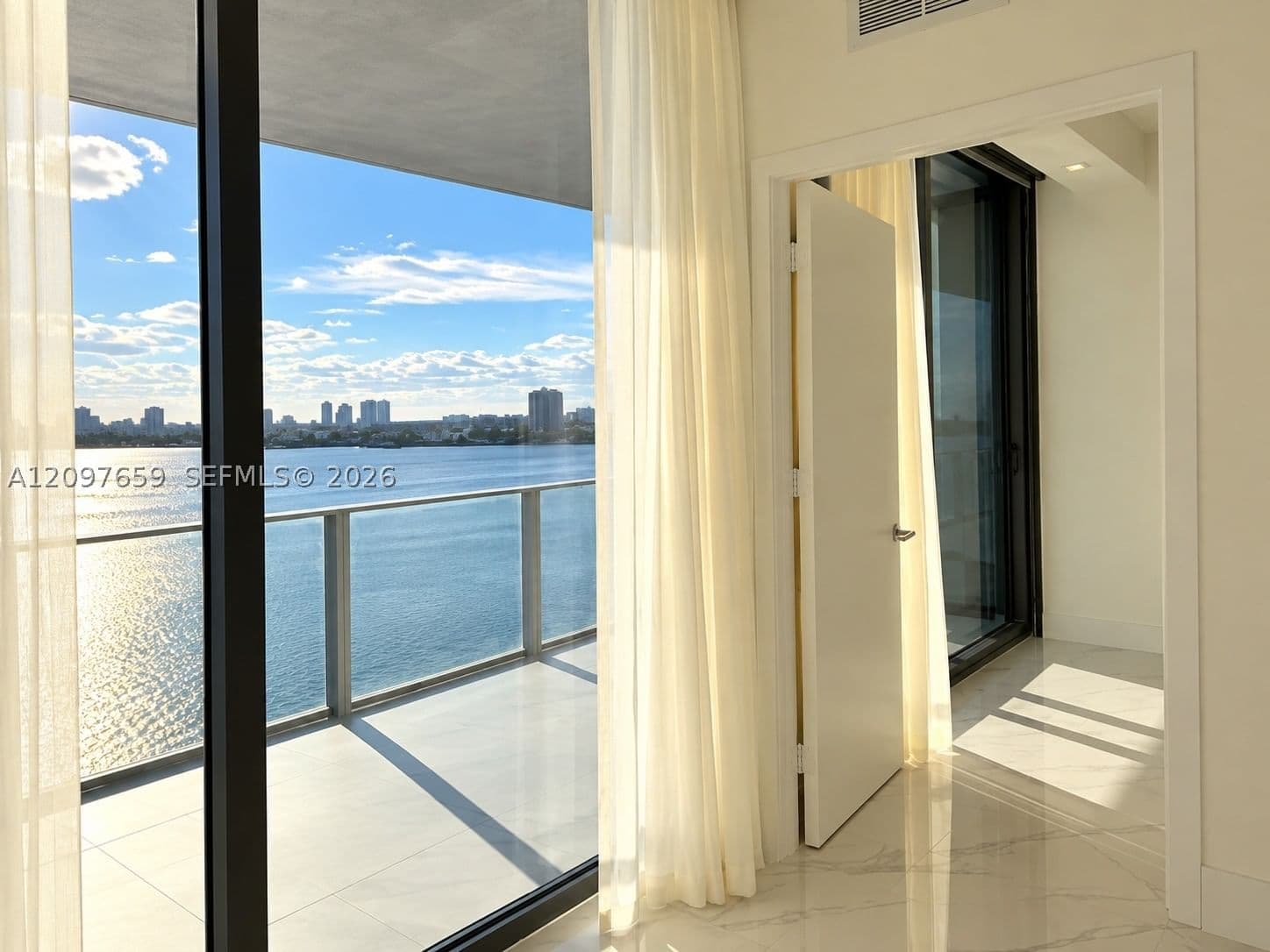 1+1 Condo — 700 24th St #1204, Miami, FL 33137