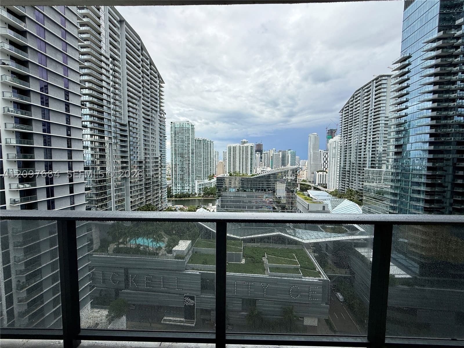 2+1 Condo — 45 9th St #2308, Miami, FL 33130