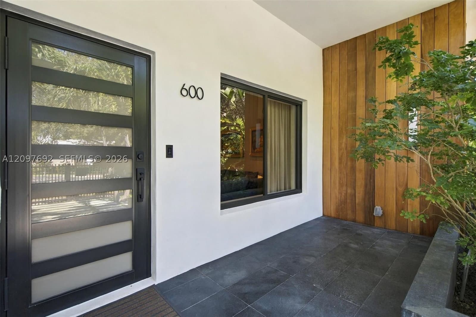 4+1 Müstakil ev — 600 51st St, Miami Beach, FL 33140